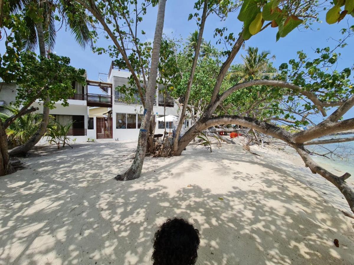Liberty Guesthouse Maldives Mahibadhoo Екстер'єр фото